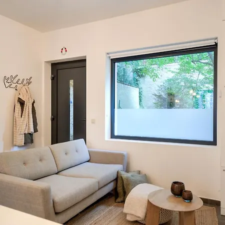 Stylishly Furnished Private In A Vibrant Area * Antwerp