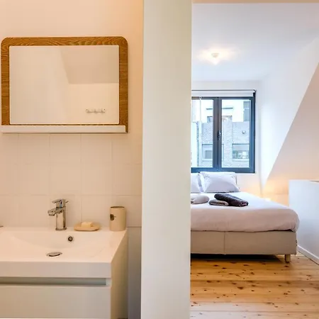 Apartment Stylishly Furnished Private In A Vibrant Area Antwerp